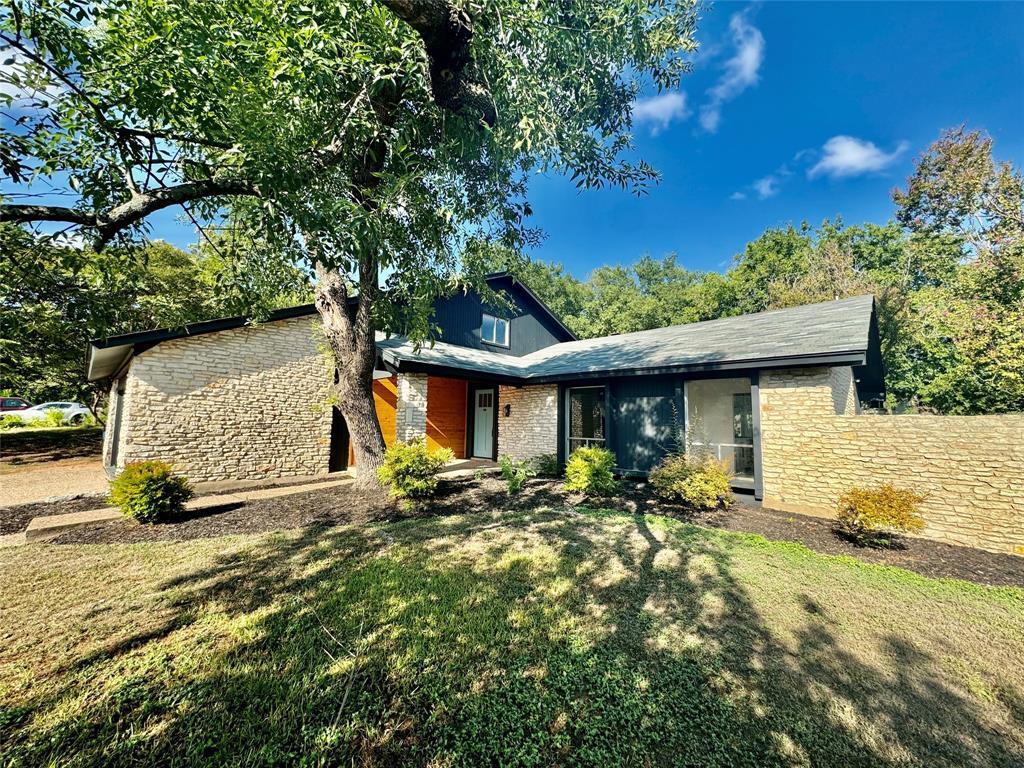 Primary Photo - 9506 Stonebridge Dr