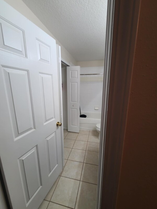 Foto del edificio - 5440 River Rock Rd