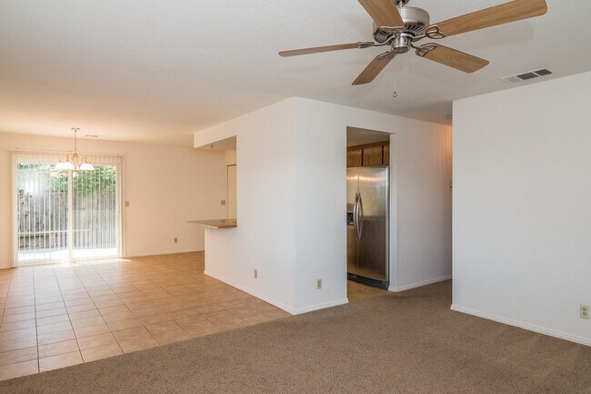Foto del edificio - 3 Bedroom 2 Bath Home in Quail Ridge Subdi...