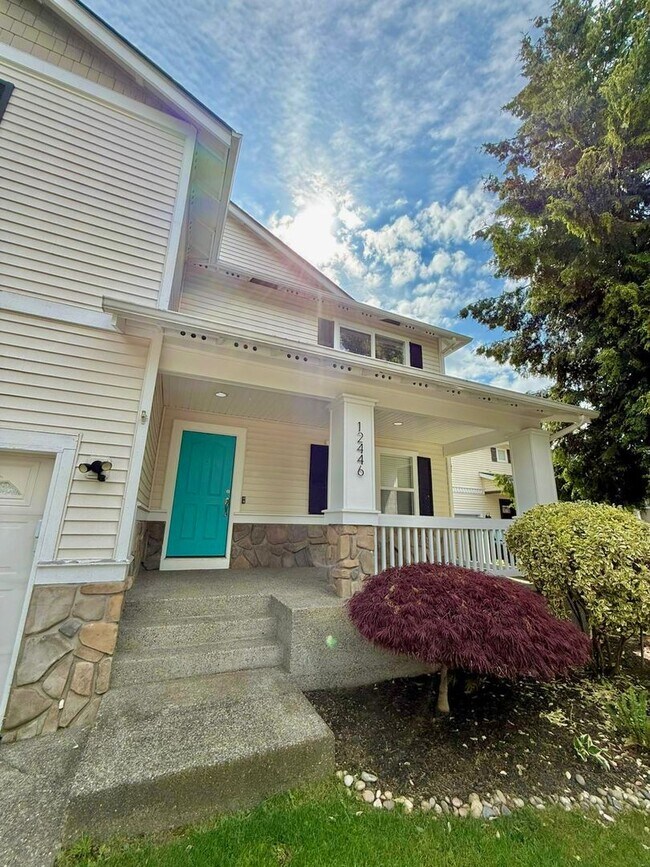 Foto del edificio - Spacious 4-Bedroom Berkshire Glen Home wit...