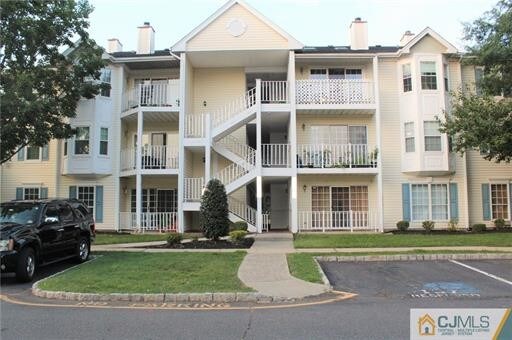 Primary Photo - 344 Wimbeldon Ct