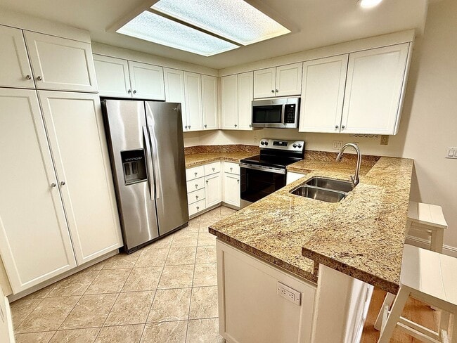 Photo - 2/1 Condo-Pet Friendly-Quiet Location-Prime Location