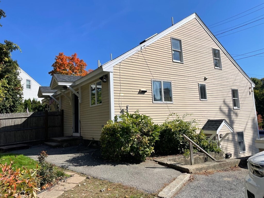19 Red Spring Rd, Andover, MA 01810 Townhome Rentals in Andover MA