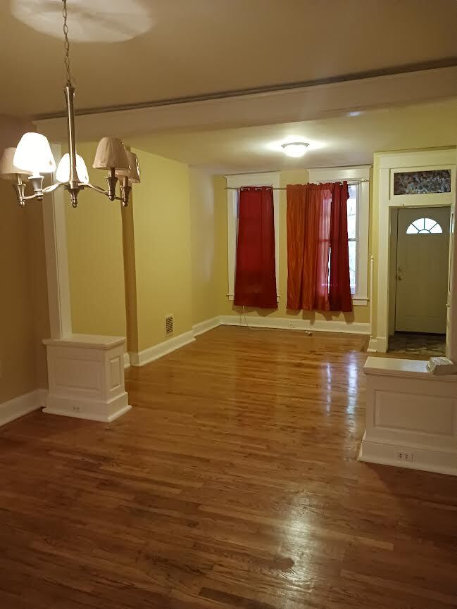Living & Dining Room - 2824 Clifton Park Ter