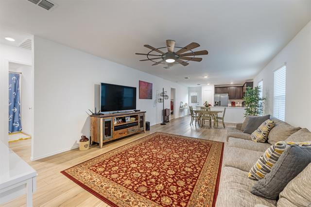 Building Photo - 640 Dashwood Dr
