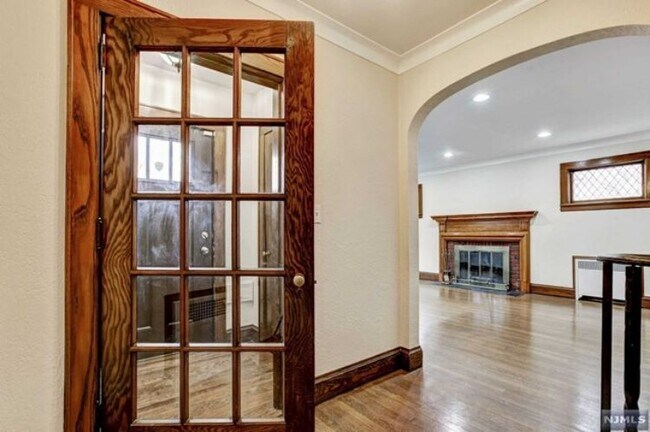 Foto del edificio - 1205 Sussex Rd