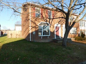 Building Photo - 244 Waterford Ln