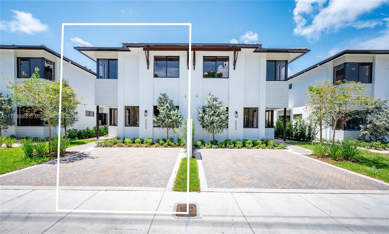 Foto principal - 6650 SW 84th St