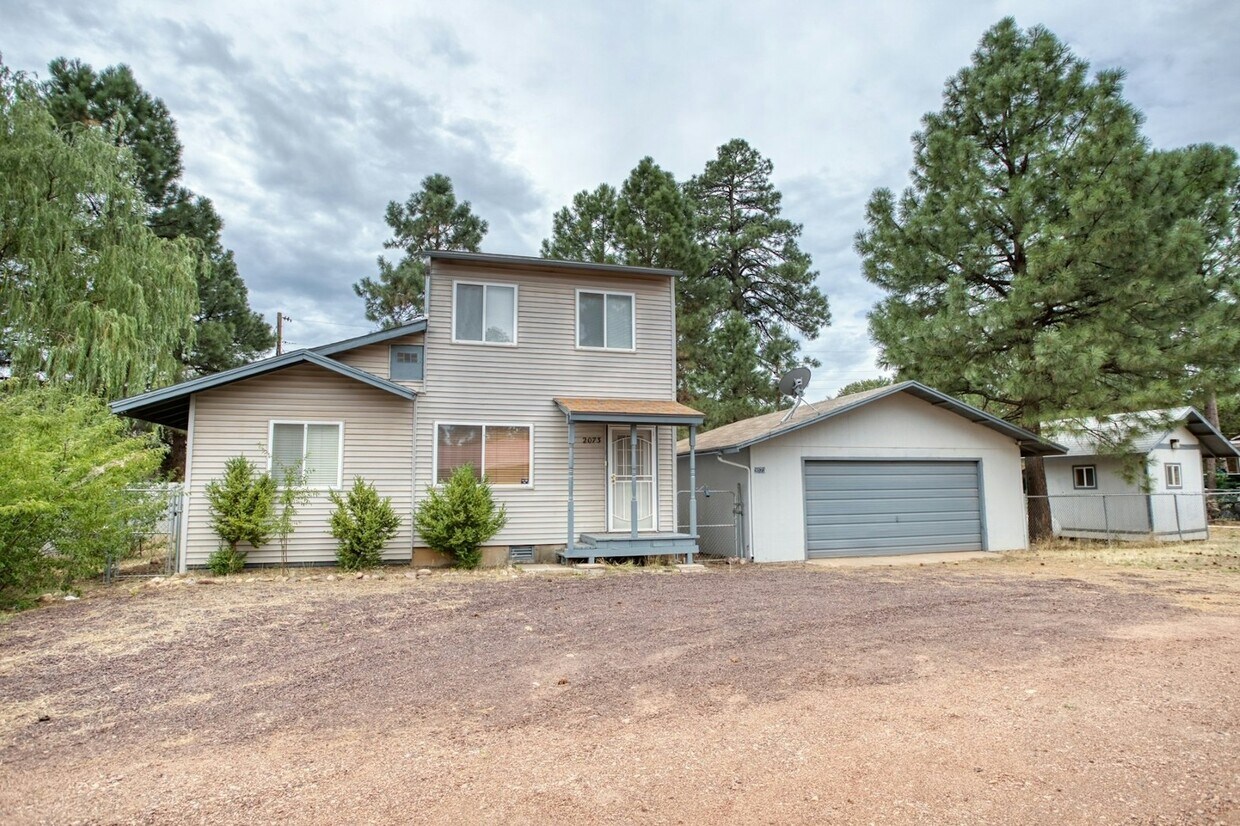 Foto principal - 2073 Thousand Pines Dr
