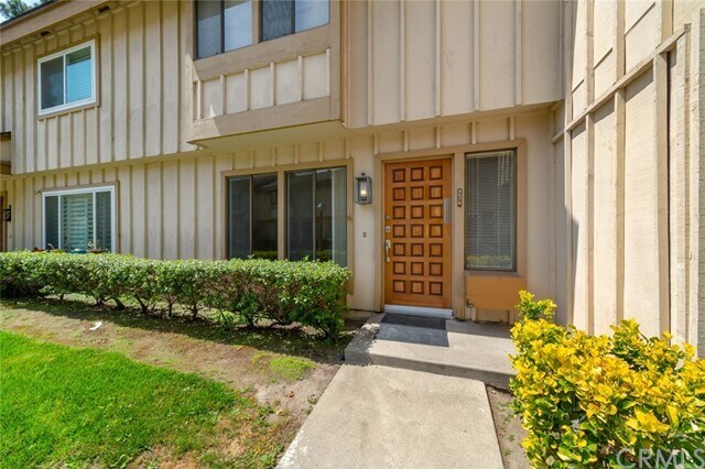 Foto del edificio - 9574 Karmont Ave
