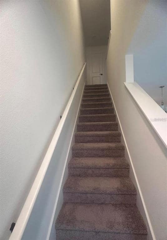 Building Photo - 9288 Westside Hls Dr