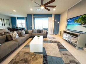 Building Photo - 2463 Tangier Dr