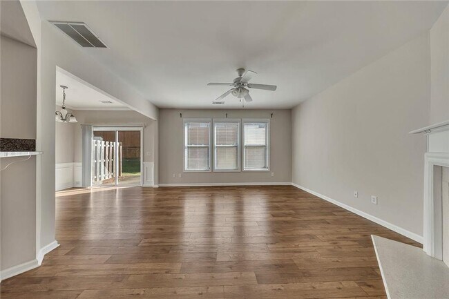 Foto del edificio - 1865 Ellison Lakes Ct