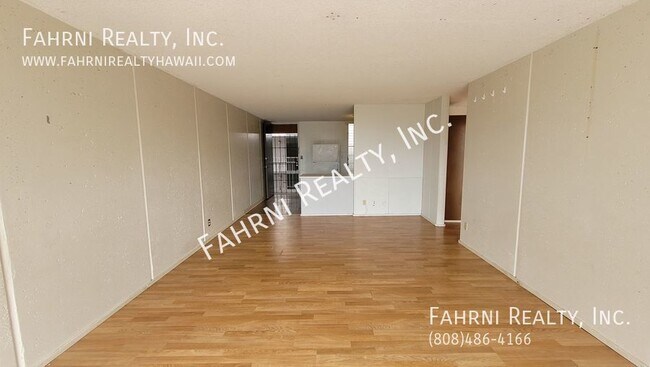 Building Photo - 95-061 Waikalani Dr