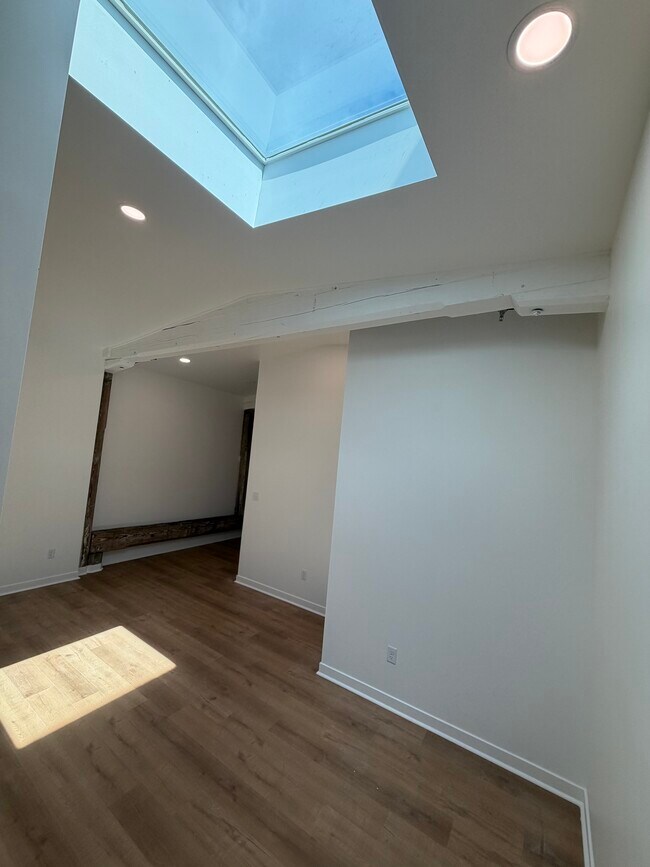 Foto del edificio - The Warehouse At Calhoun - RESIDENTIAL
