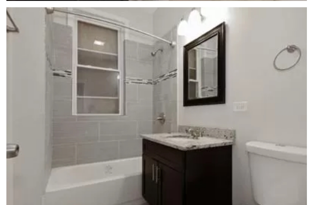 Foto principal - 7313 S Stewart Ave