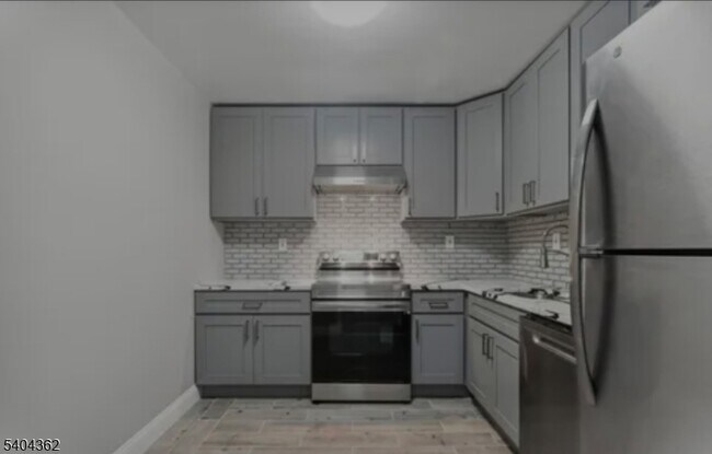 Foto del edificio - 188 N Park St