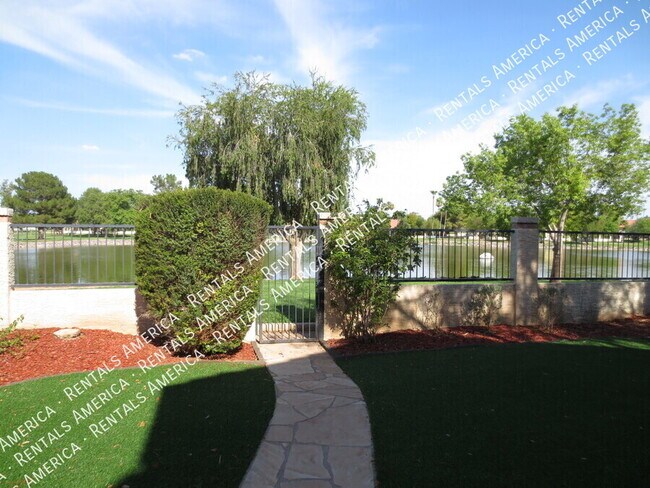 Foto del edificio - 5965 W Oakland St
