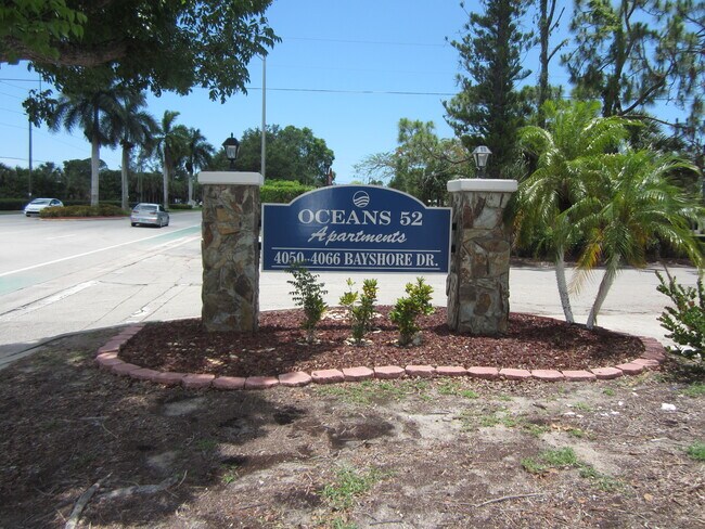 Oceans 52 - 4050 Bayshore Dr