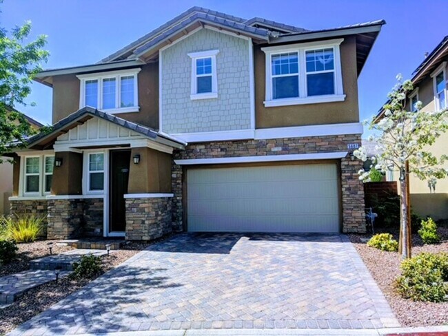 Foto del edificio - A Stunning 3 Bedroom House in South Summerlin