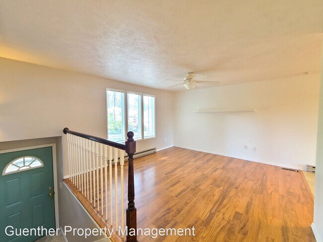 Foto del edificio - 3 br, 2 bath House - 4107 E Pratt Avenue