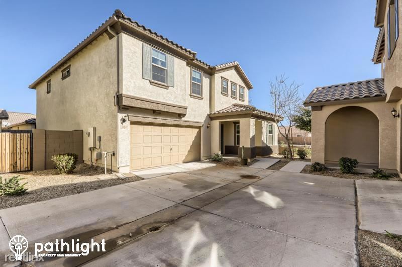 Foto principal - 3 br, 2.5 bath House - 11641 N 165th Ln UNIT