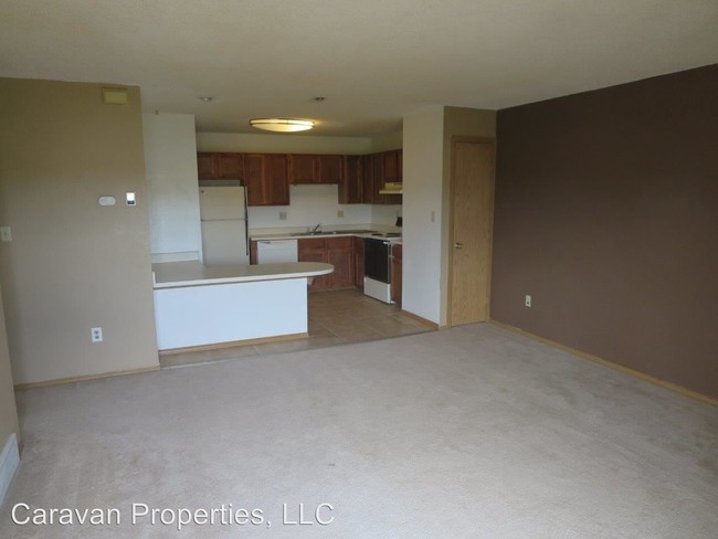 Building Photo - 4435 Hunting Meadows Cir