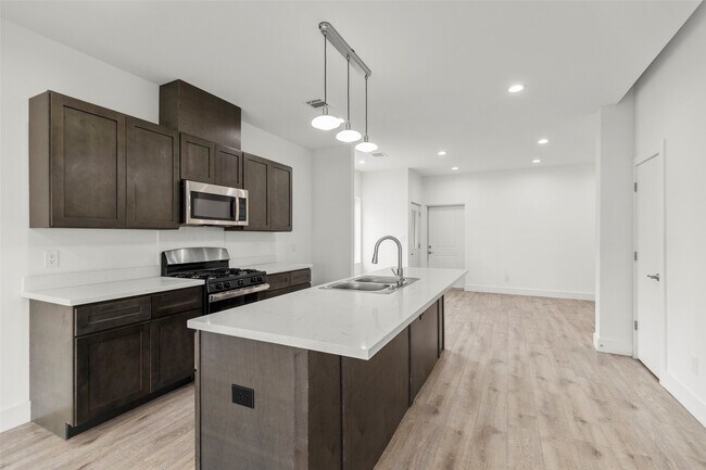 Foto del edificio - 2202 Wavell St