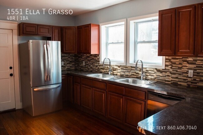 Building Photo - 1551 Ella T Grasso Blvd