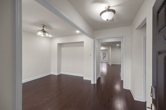 Foto del edificio - 3002 DaVinci Ct