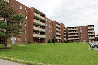 Building Photo - The Cedarview Apartments