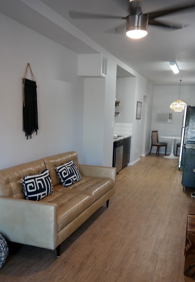 *Unit does not come furnished - 622 N 13th St