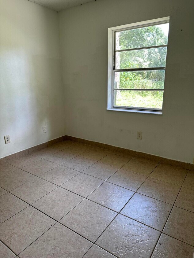 Foto del edificio - 5006 Sanibel Ave