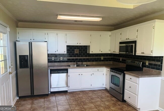 Foto del edificio - 788 Riverview Ln