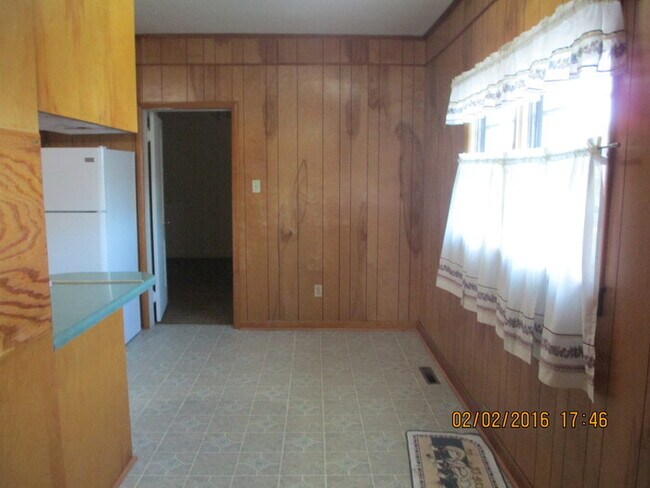 Foto del edificio - 1215 Carolina Ave