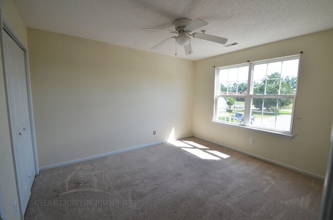 Foto del edificio - Two Bedroom Apartment In Moncks Corner