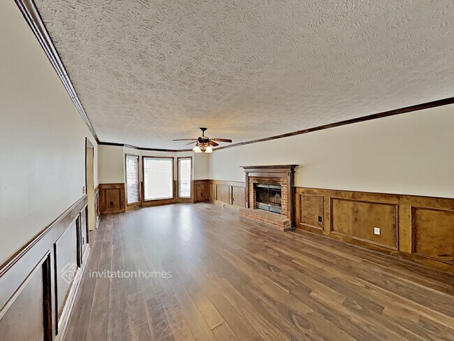 Building Photo - 5692 Glandor Dr SE