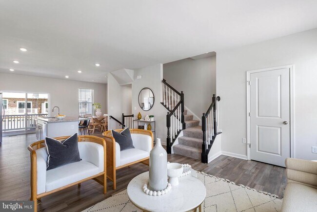 Foto del edificio - 5738 Glencoe Pl