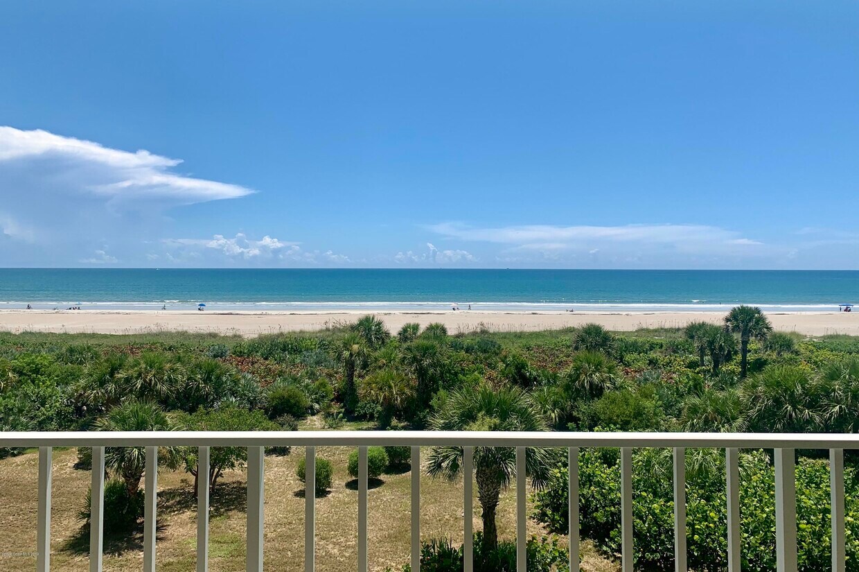 Foto principal - 8700 Ridgewood Ave