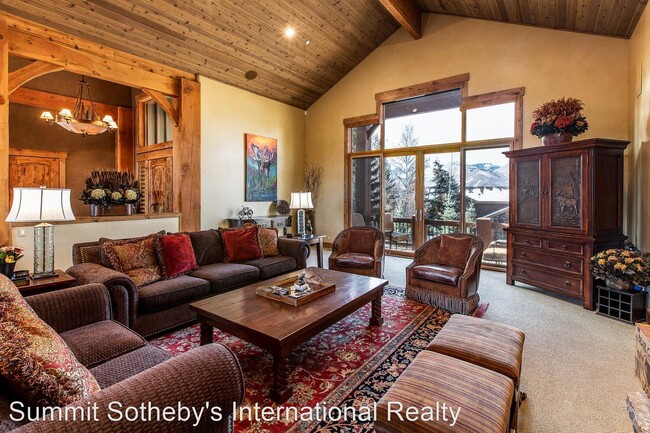 Foto del edificio - 5 br, 5 bath House - 2585 Larkspur Drive