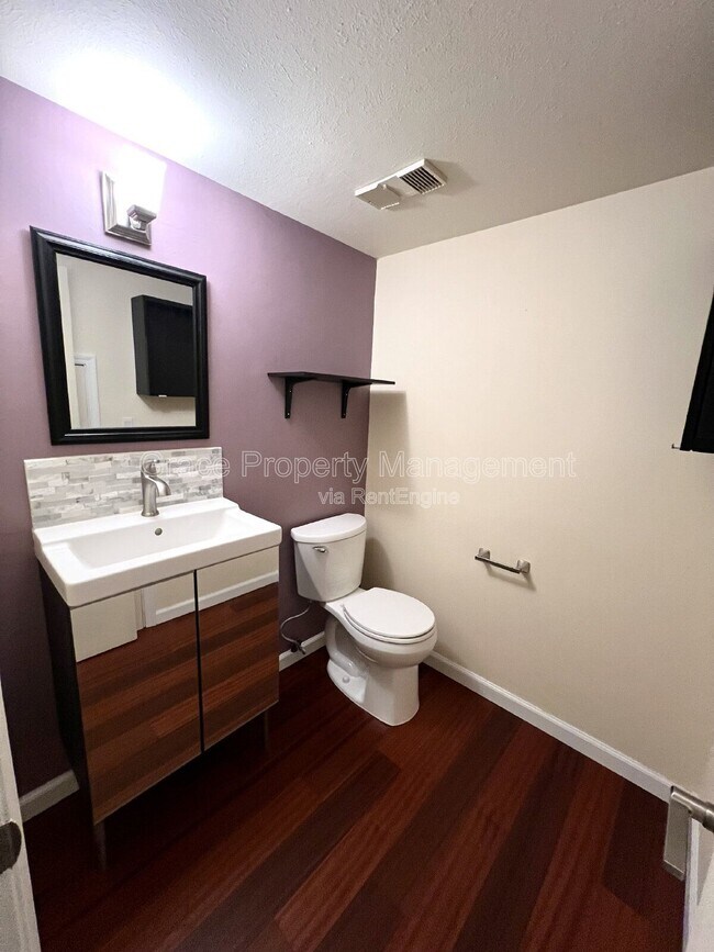 Foto del edificio - 3121 S Tamarac Dr