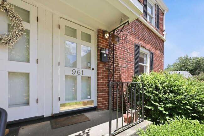 Building Photo - Updated 2BR Condo | Walk to Village District + Private Deck!
