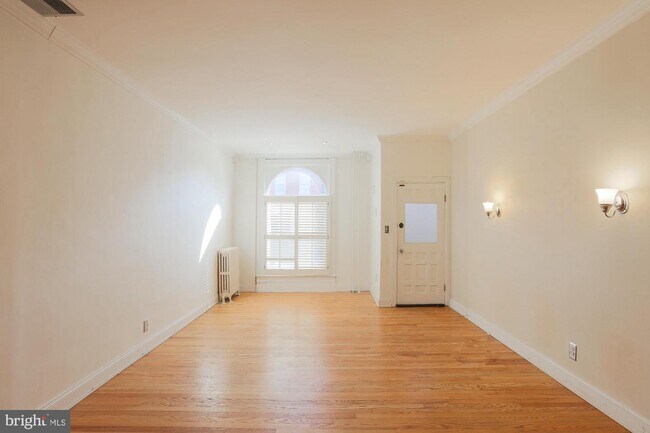 Foto del edificio - 416 Eastern Ave