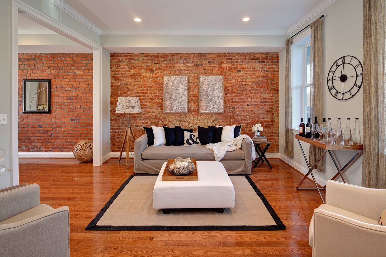 Foto principal - 147 E 23rd St