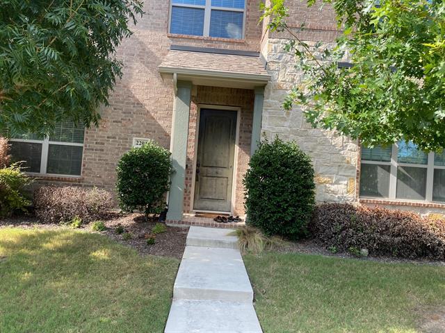 Building Photo - 2204 Jameson Ln