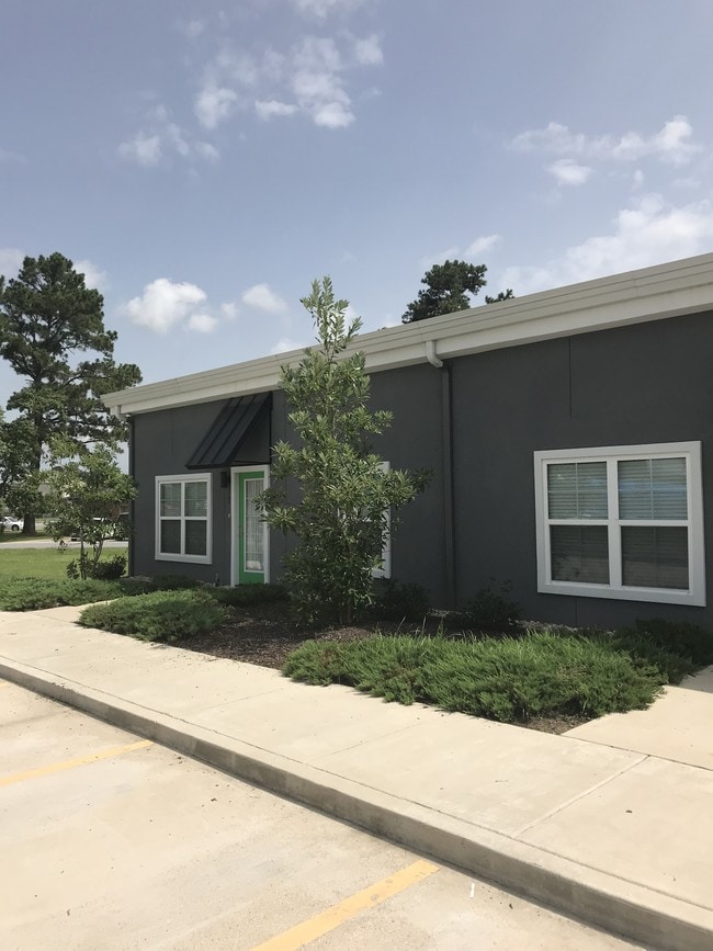 1551 E. Main - 1551 E Main St