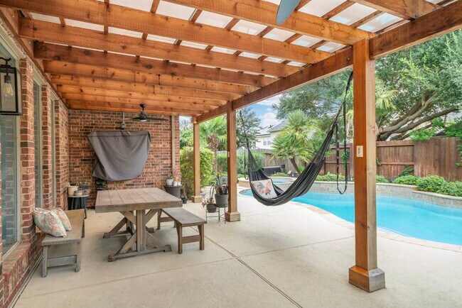 Foto del edificio - 28410 Stonestead Dr