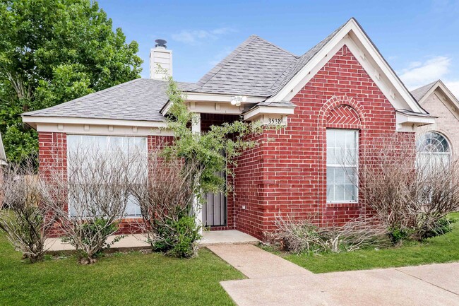 Building Photo - 3538 E Regency Park Cir