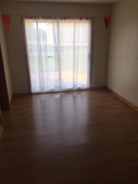Foto del edificio - 5814 W Middle Rd