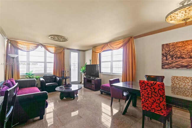 Foto del edificio - 100 Lincoln Rd